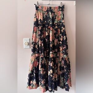 LAURA ASHLEY TIERED FLORAL COTTON DRESS🌹☘️